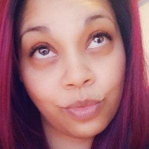 Meet your Posher, Corinne